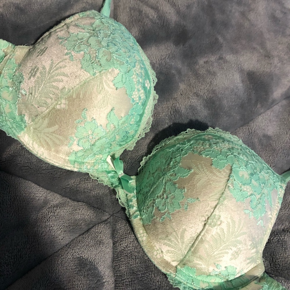 Victoria Secret Push Up - 34c